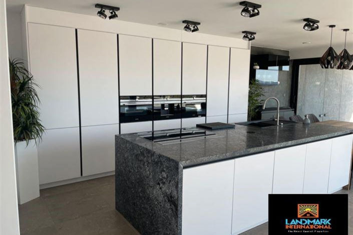 Image No.6-5 Bed Villa for sale