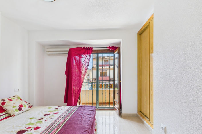 Image No.24-4 Bed Townhouse for sale