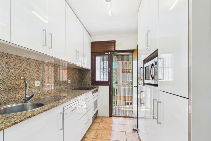 Image No.19-3 Bed Apartment for sale