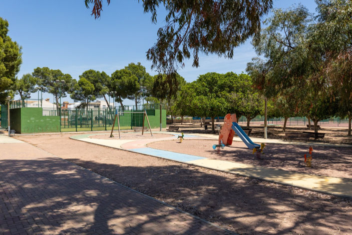 Image No.63-4 Bed Townhouse for sale