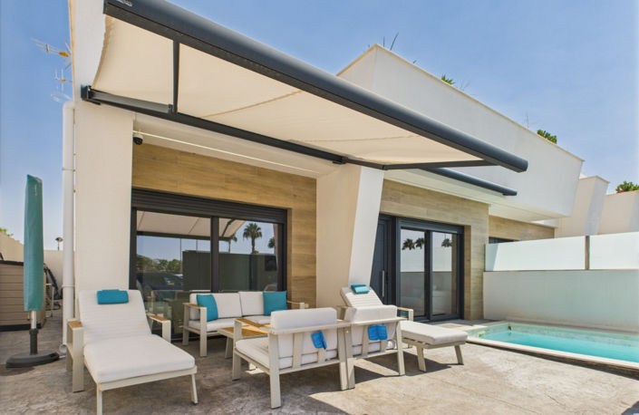 Image No.1-3 Bed Villa for sale