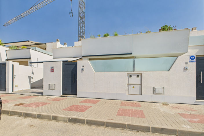 Image No.43-3 Bed Villa for sale