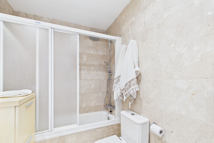 Image No.23-3 Bed Townhouse for sale