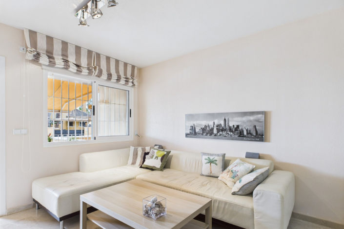 Image No.30-3 Bed Townhouse for sale