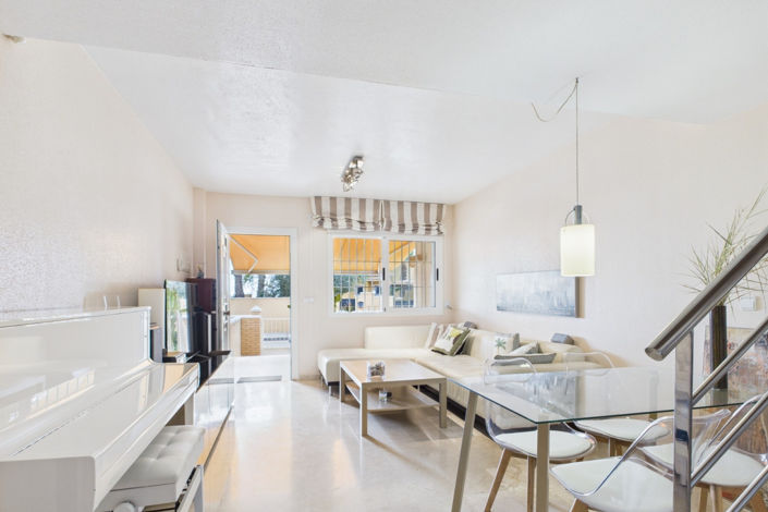 Image No.35-3 Bed Townhouse for sale