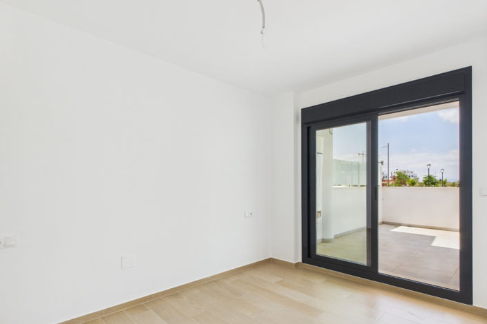 Image No.19-2 Bed Apartment for sale