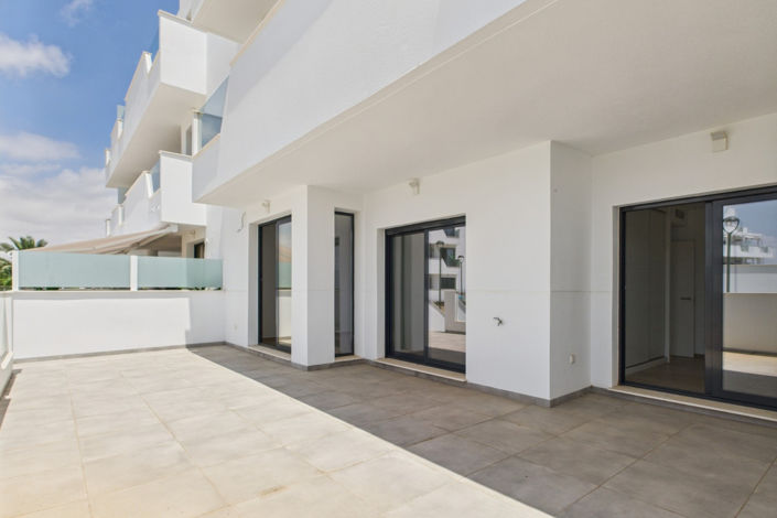 Image No.22-2 Bed Apartment for sale