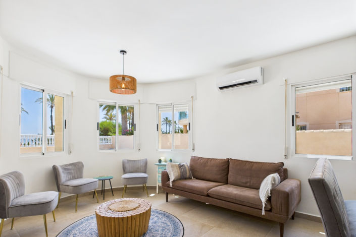 Image No.2-4 Bed Villa for sale