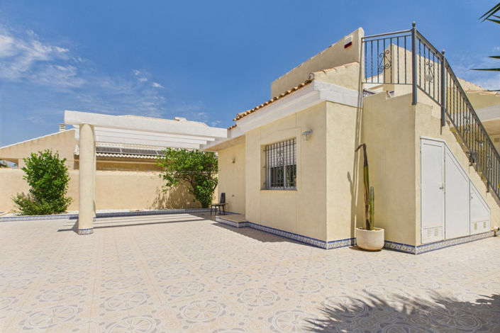 Image No.32-4 Bed Villa for sale