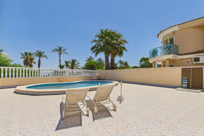 Image No.4-4 Bed Villa for sale