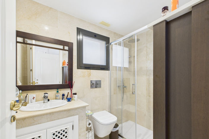 Image No.21-2 Bed Apartment for sale