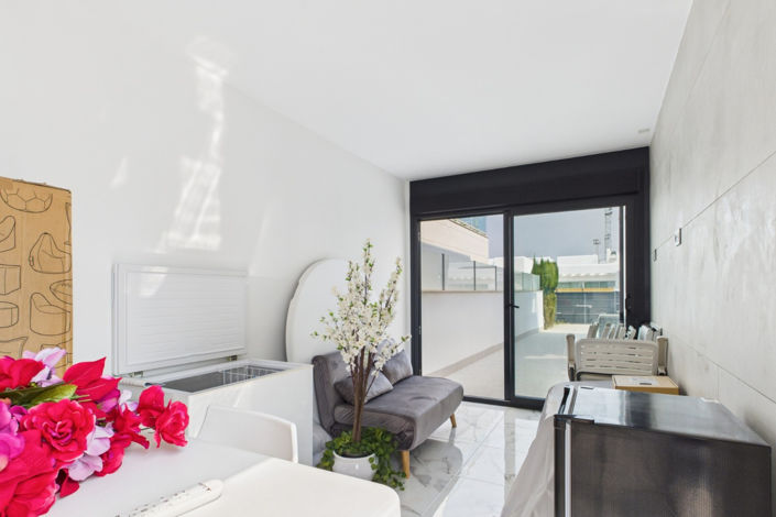 Image No.21-3 Bed Villa for sale