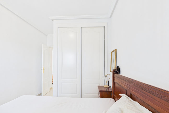 Image No.31-2 Bed Apartment for sale