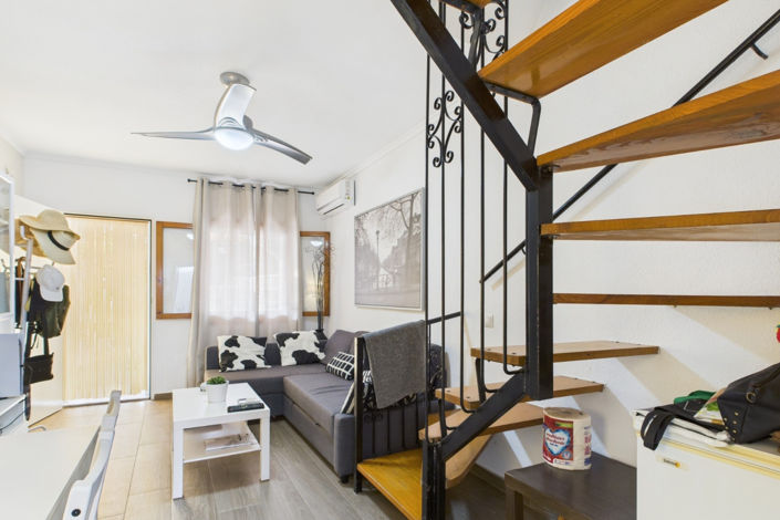 Image No.6-2 Bed Townhouse for sale