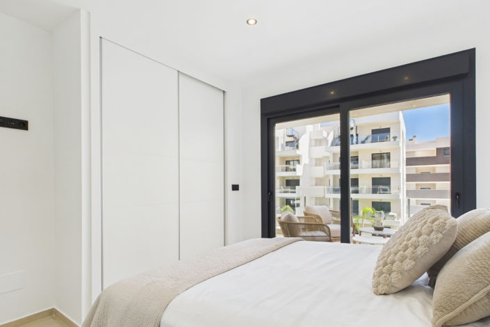 Image No.24-2 Bed Apartment for sale