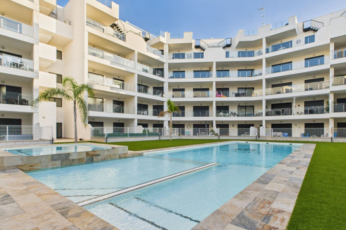 Image No.42-2 Bed Apartment for sale