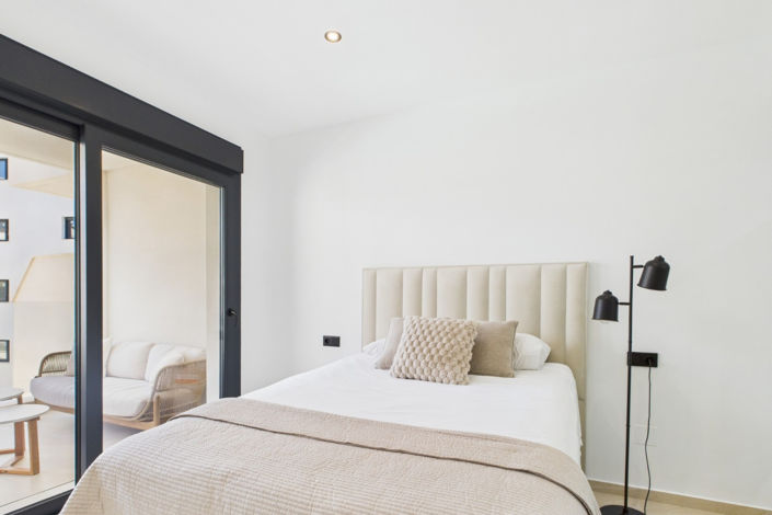 Image No.5-2 Bed Apartment for sale