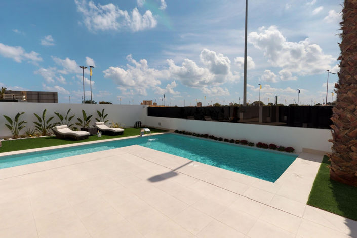 Image No.14-3 Bed Villa for sale