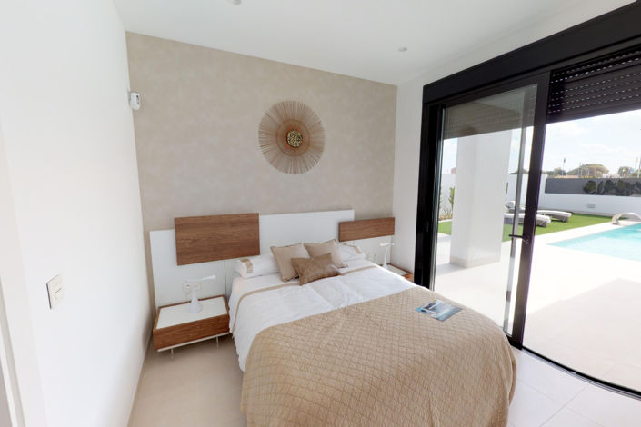 Image No.9-3 Bed Villa for sale