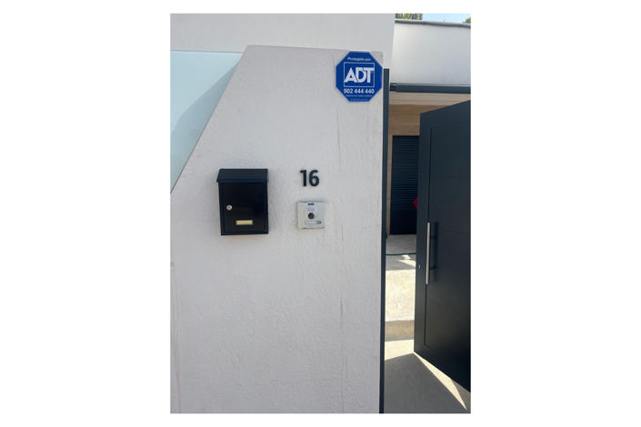 Image No.73-3 Bed Villa for sale