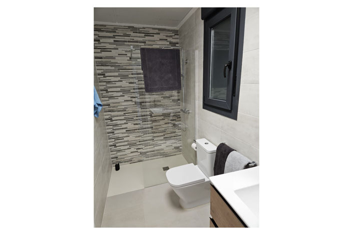 Image No.97-3 Bed Villa for sale