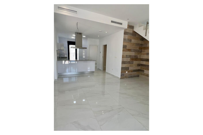 Image No.10-3 Bed Villa for sale