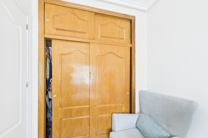 Image No.14-2 Bed Townhouse for sale