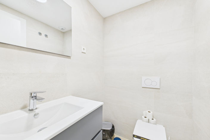 Image No.26-2 Bed Apartment for sale