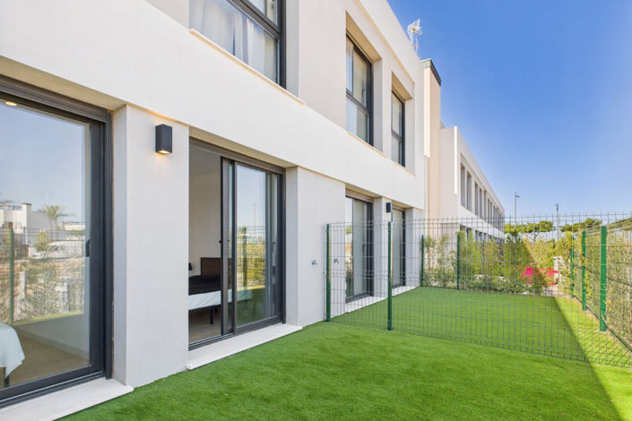 Image No.28-2 Bed Apartment for sale