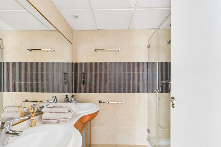 Image No.19-1 Bed Apartment for sale