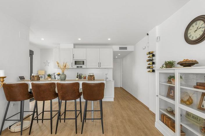 Image No.12-2 Bed Apartment for sale