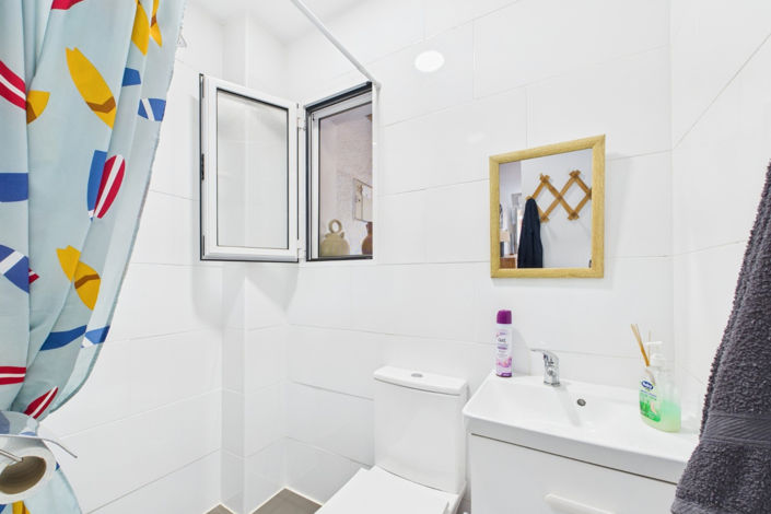 Image No.20-2 Bed Villa for sale