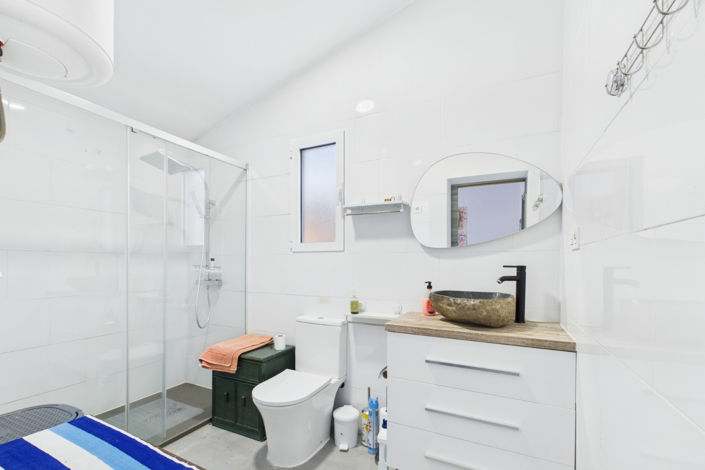 Image No.24-2 Bed Villa for sale