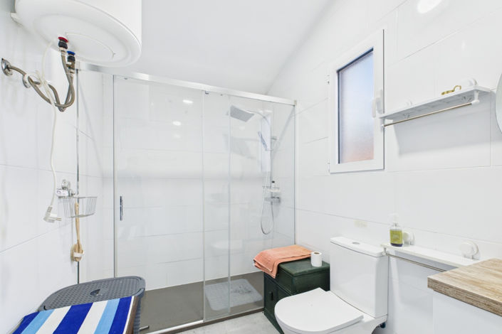 Image No.25-2 Bed Villa for sale