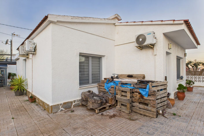 Image No.27-2 Bed Villa for sale