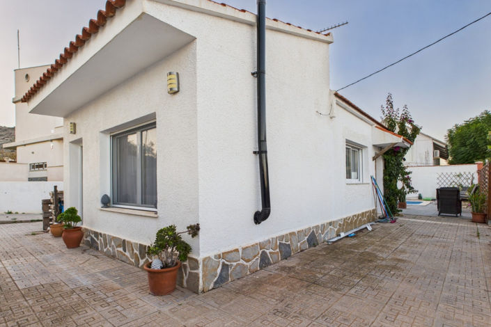 Image No.29-2 Bed Villa for sale