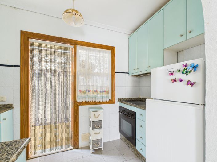 Image No.9-1 Bed Bungalow for sale