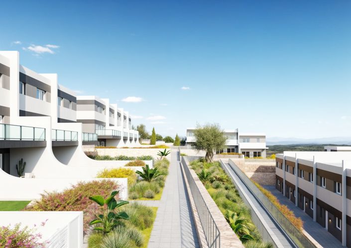 Image No.10-3 Bed Townhouse for sale