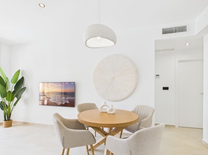 Image No.14-2 Bed Apartment for sale