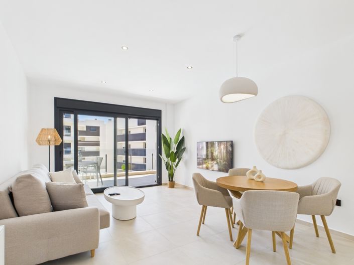 Image No.2-2 Bed Apartment for sale