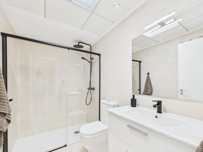 Image No.20-2 Bed Apartment for sale