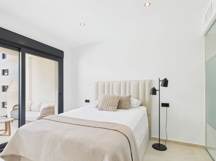 Image No.23-2 Bed Apartment for sale