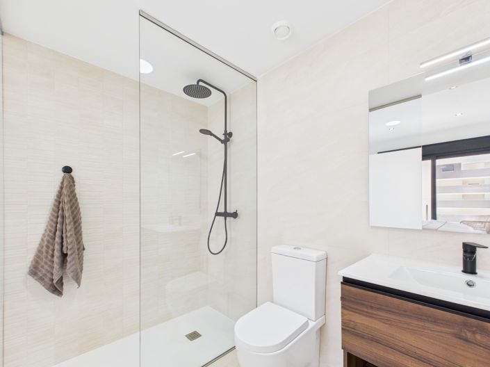 Image No.27-2 Bed Apartment for sale