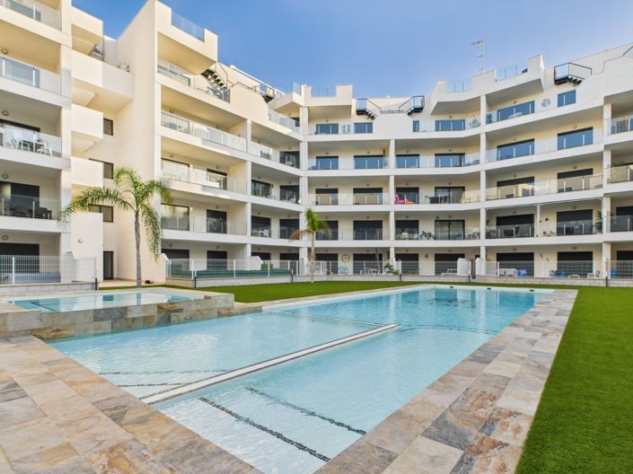 Image No.42-2 Bed Apartment for sale