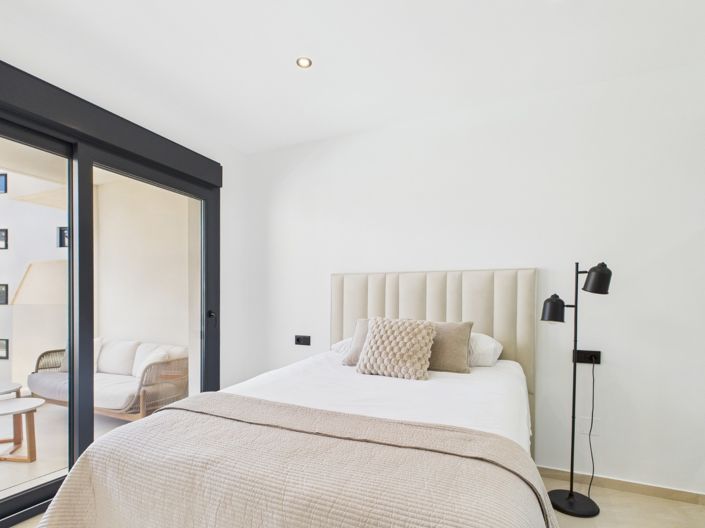 Image No.5-2 Bed Apartment for sale