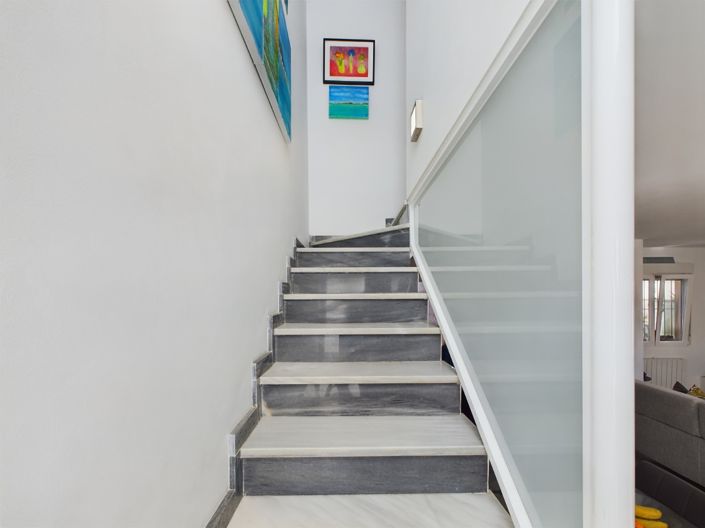 Image No.35-3 Bed Villa for sale