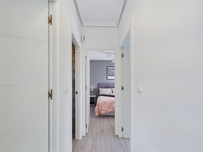 Image No.37-3 Bed Villa for sale