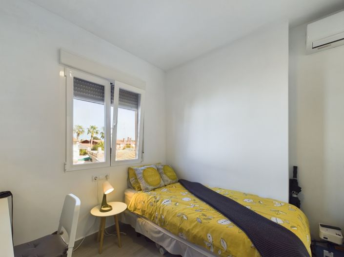 Image No.40-3 Bed Villa for sale