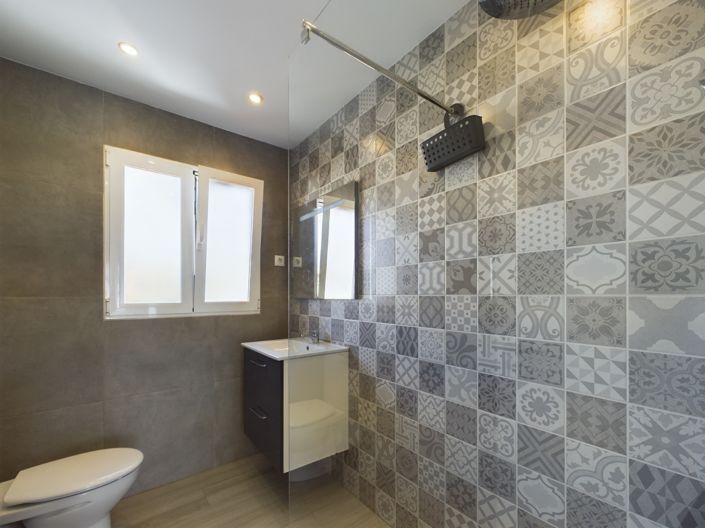 Image No.44-3 Bed Villa for sale