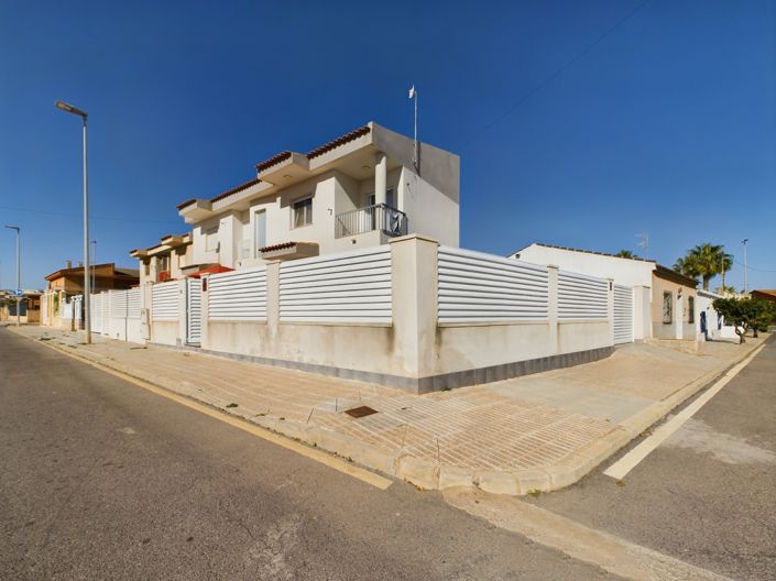 Image No.58-3 Bed Villa for sale